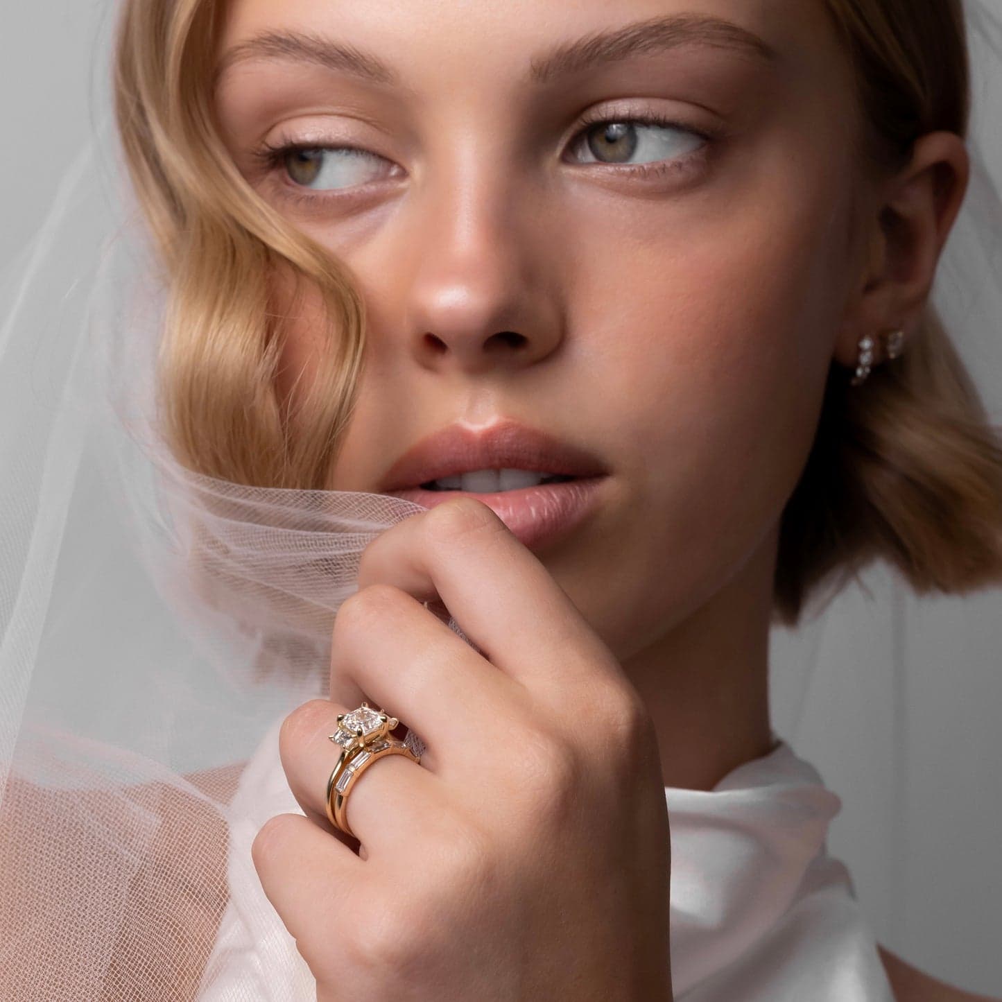 Noémie, worn
